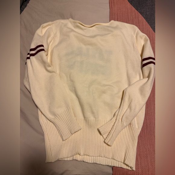 Taylor Swift: Red TV Sweater - Picture 2 of 2